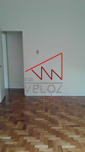 Apartamento à venda com 2 quartos, 70m² - Foto 6