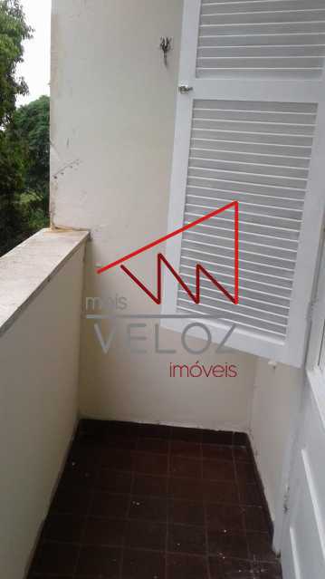 Apartamento à venda com 2 quartos, 70m² - Foto 10