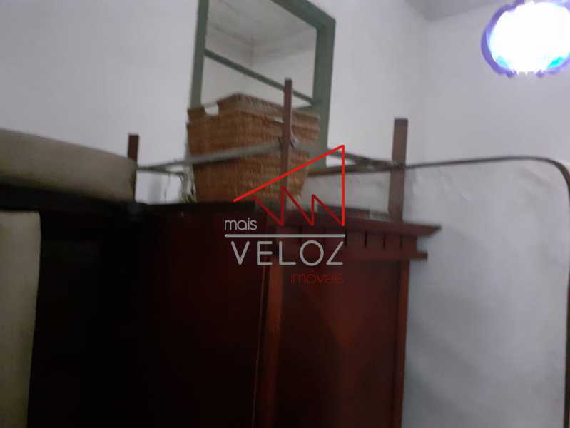 Casa à venda com 5 quartos, 136m² - Foto 21