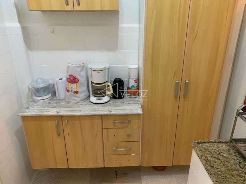 Apartamento à venda com 2 quartos, 64m² - Foto 18