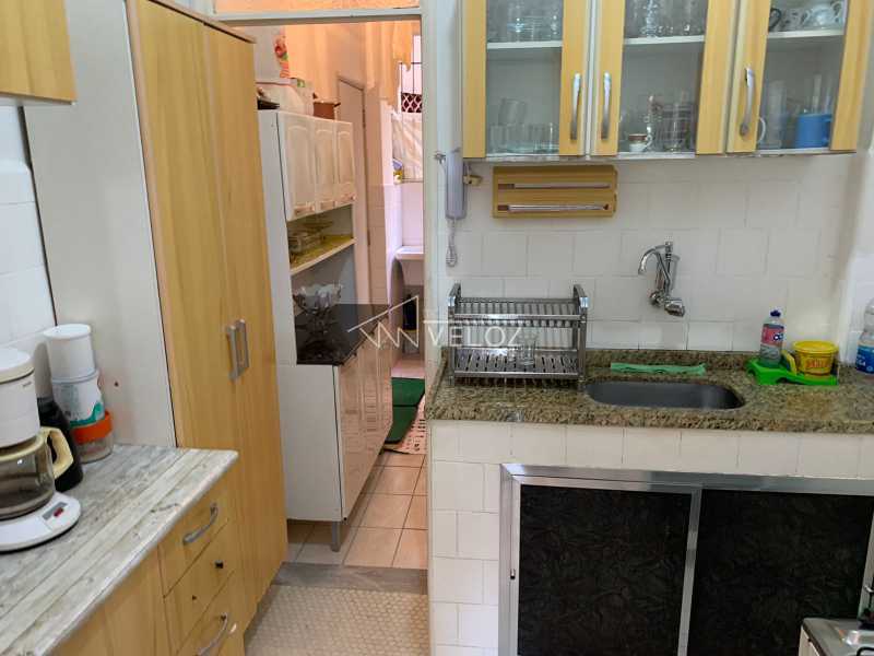 Apartamento à venda com 2 quartos, 64m² - Foto 17