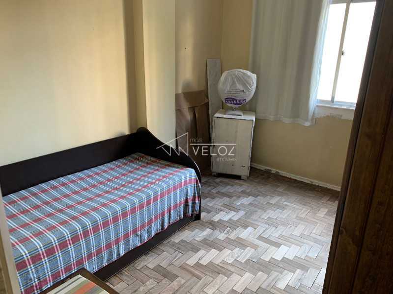 Apartamento à venda com 2 quartos, 64m² - Foto 9