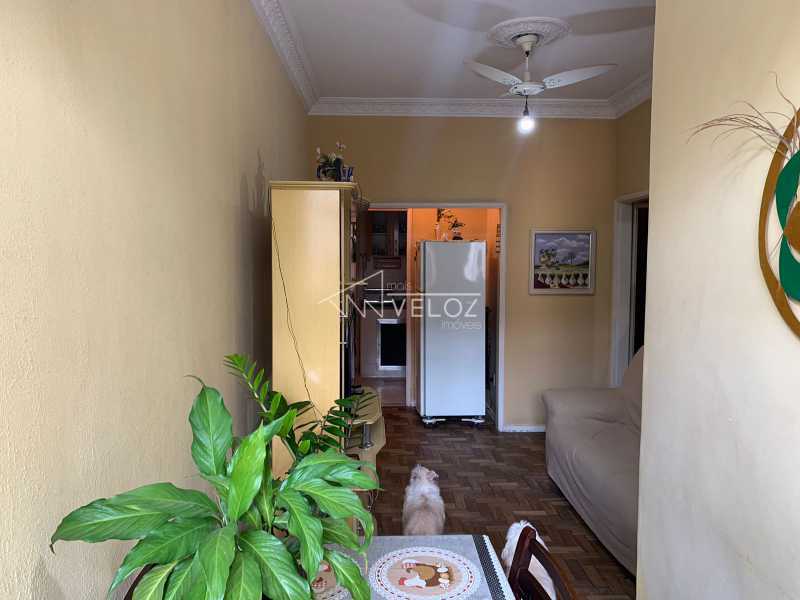 Apartamento à venda com 2 quartos, 64m² - Foto 5