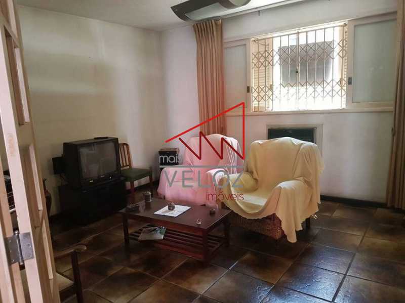 Casa à venda com 3 quartos, 230m² - Foto 3