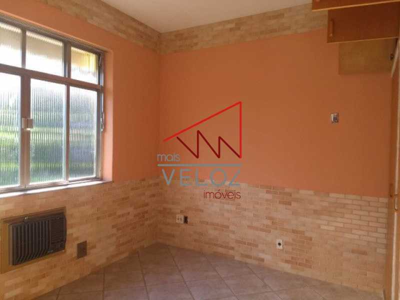 Apartamento à venda com 4 quartos, 140m² - Foto 9