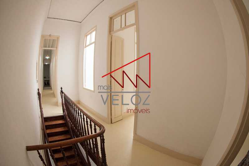 Casa à venda e aluguel com 5 quartos, 246m² - Foto 14