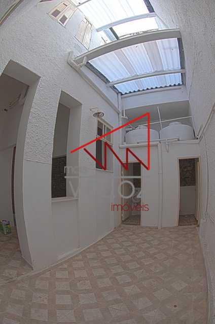 Casa à venda e aluguel com 5 quartos, 246m² - Foto 12