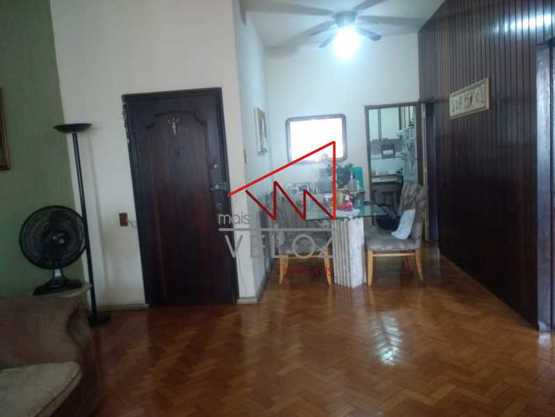 Apartamento à venda com 2 quartos, 98m² - Foto 3