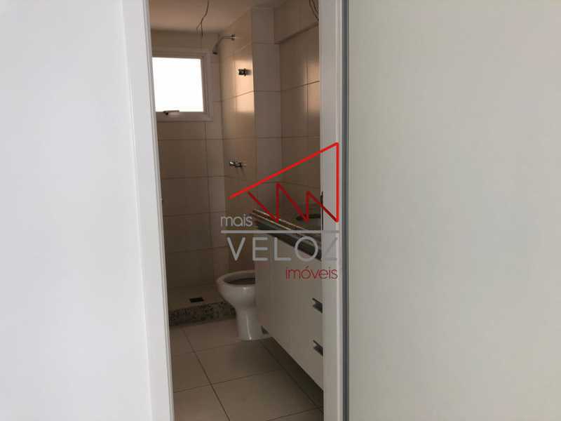 Apartamento à venda com 3 quartos, 94m² - Foto 17