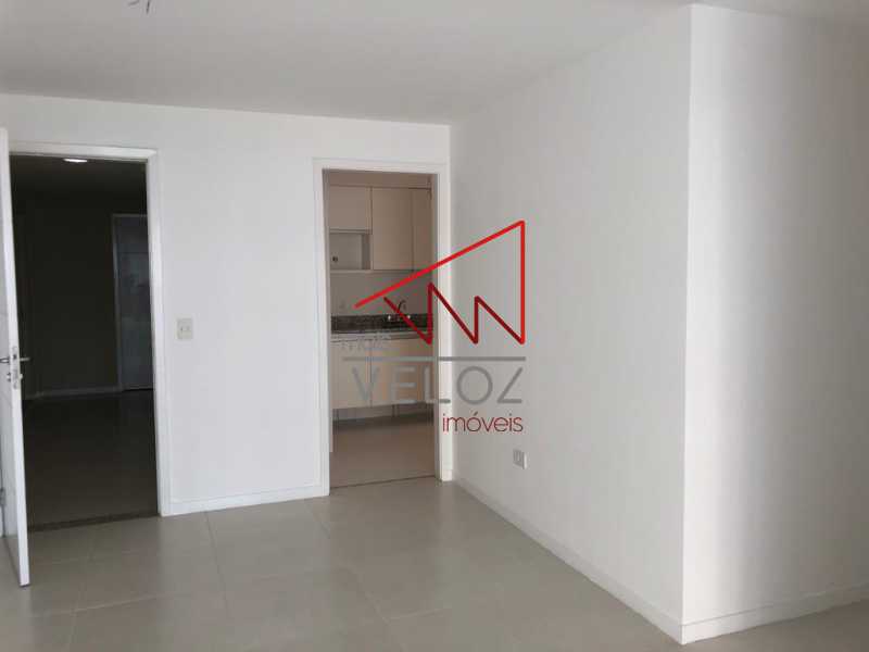 Apartamento à venda com 3 quartos, 94m² - Foto 7