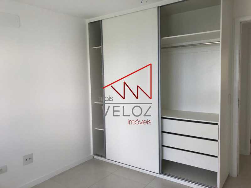 Apartamento à venda com 3 quartos, 94m² - Foto 13