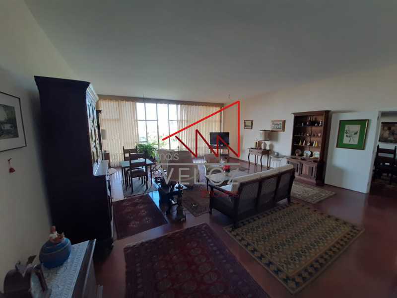 Apartamento à venda com 3 quartos, 288m² - Foto 3