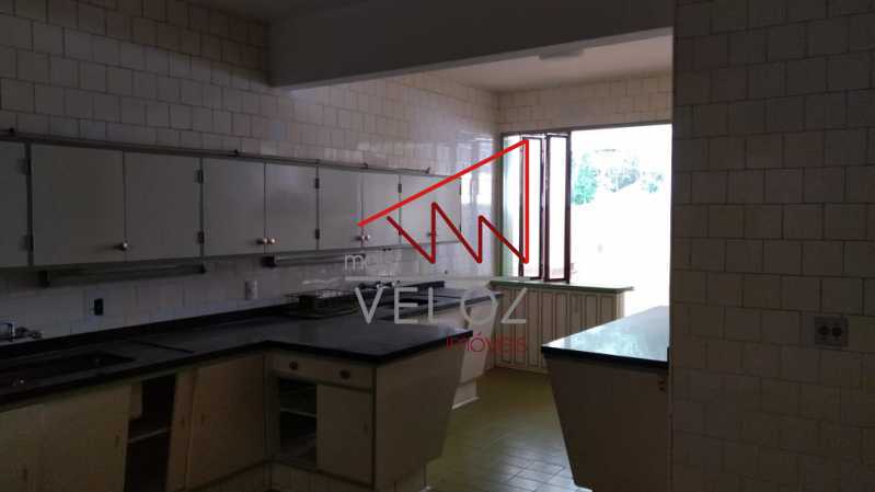 Apartamento à venda com 3 quartos, 288m² - Foto 23