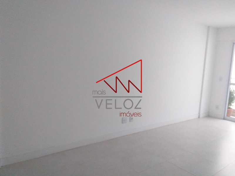 Apartamento à venda com 2 quartos, 77m² - Foto 5