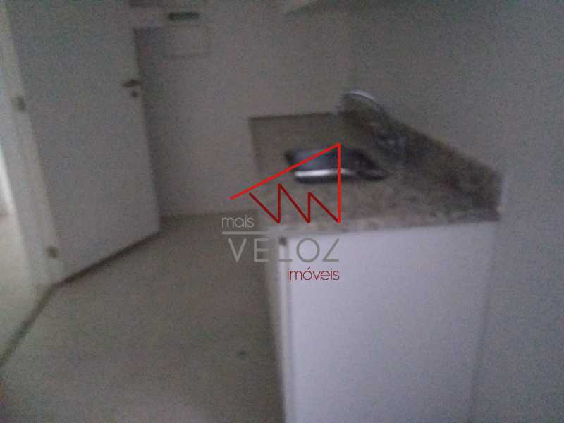 Apartamento à venda com 2 quartos, 77m² - Foto 22