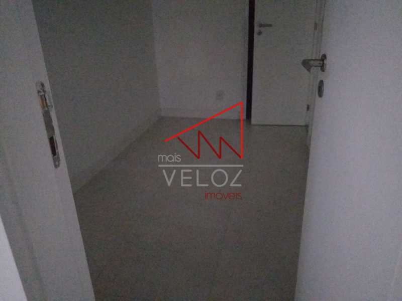 Apartamento à venda com 2 quartos, 77m² - Foto 19