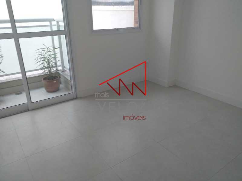 Apartamento à venda com 2 quartos, 77m² - Foto 17