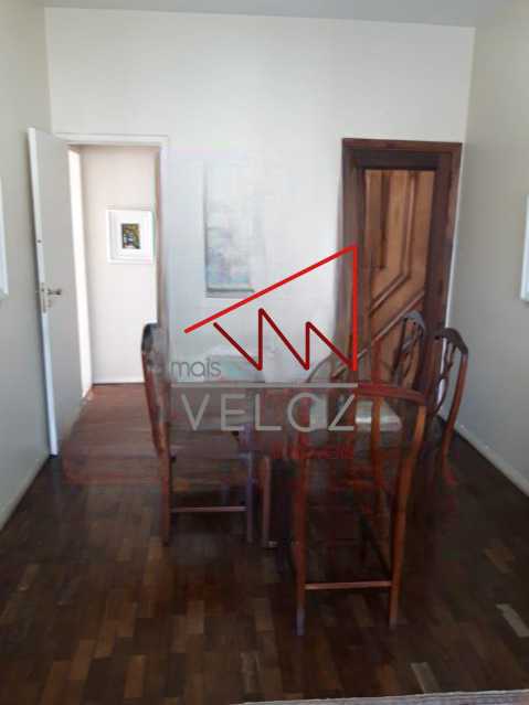 Apartamento à venda com 2 quartos, 95m² - Foto 2