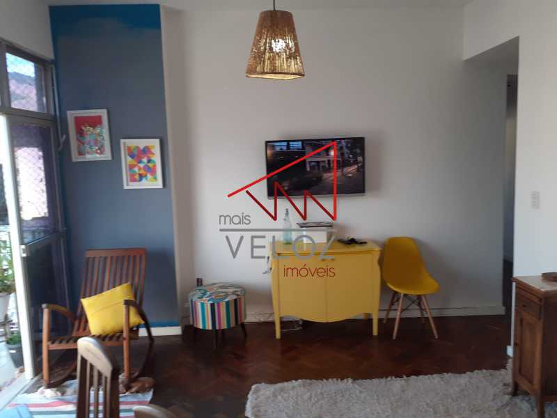 Apartamento à venda com 2 quartos, 70m² - Foto 6