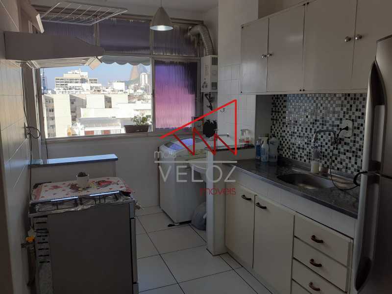 Apartamento à venda com 2 quartos, 70m² - Foto 17