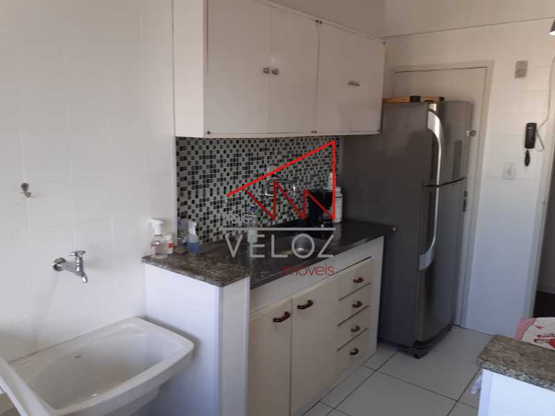 Apartamento à venda com 2 quartos, 70m² - Foto 20