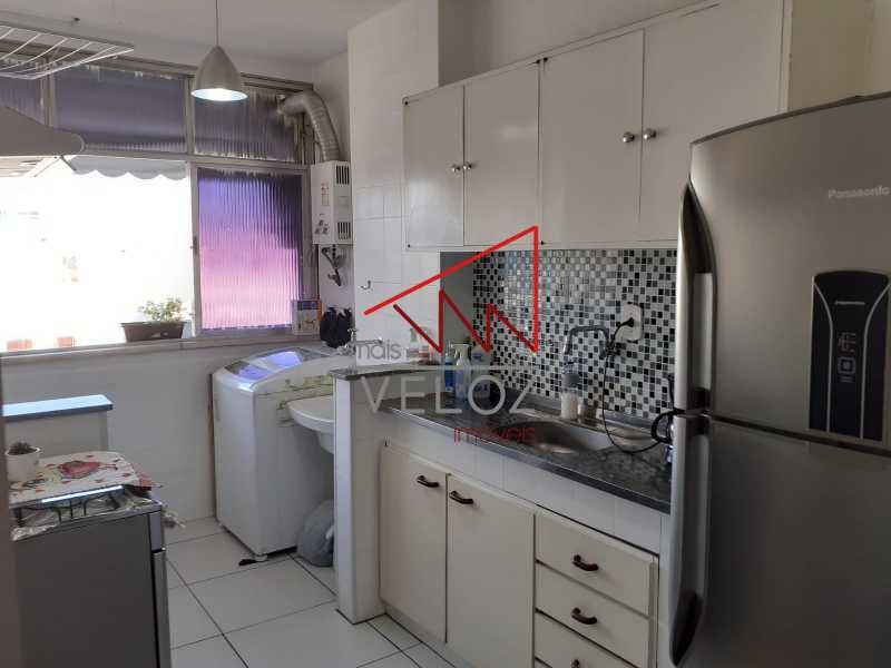 Apartamento à venda com 2 quartos, 70m² - Foto 21