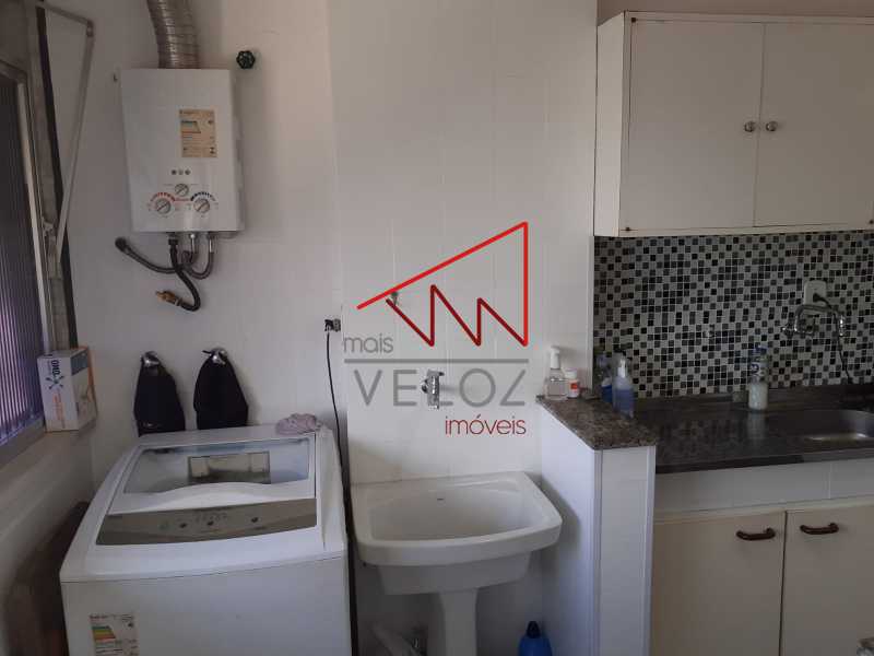 Apartamento à venda com 2 quartos, 70m² - Foto 24