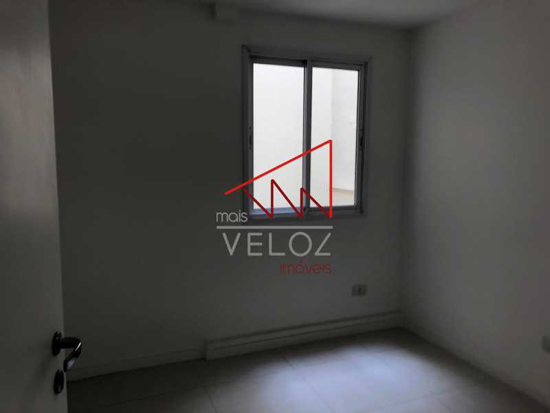 Apartamento à venda com 3 quartos, 97m² - Foto 6