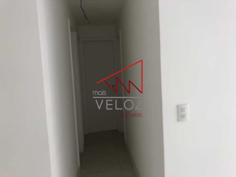 Apartamento à venda com 3 quartos, 97m² - Foto 10