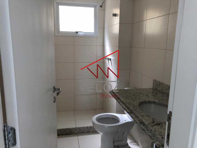 Apartamento à venda com 3 quartos, 97m² - Foto 13