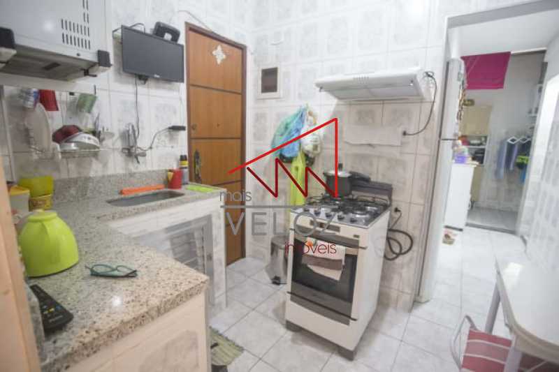 Apartamento à venda com 2 quartos, 63m² - Foto 13