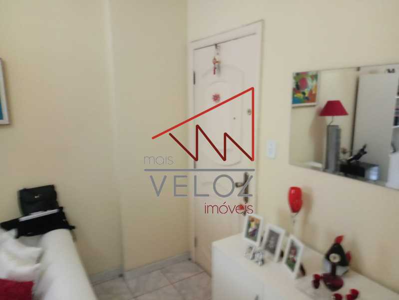 Apartamento à venda com 1 quarto, 50m² - Foto 5