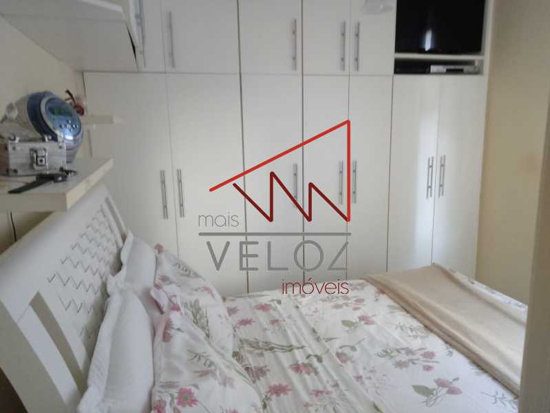 Apartamento à venda com 1 quarto, 50m² - Foto 15