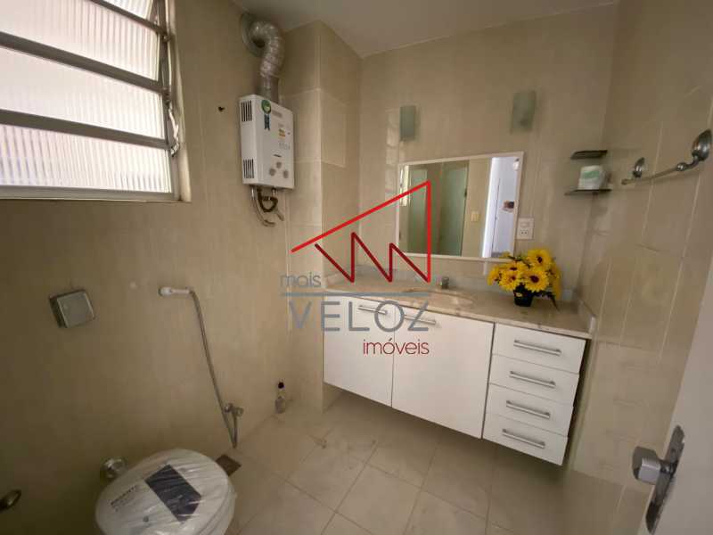 Apartamento à venda com 2 quartos, 77m² - Foto 8