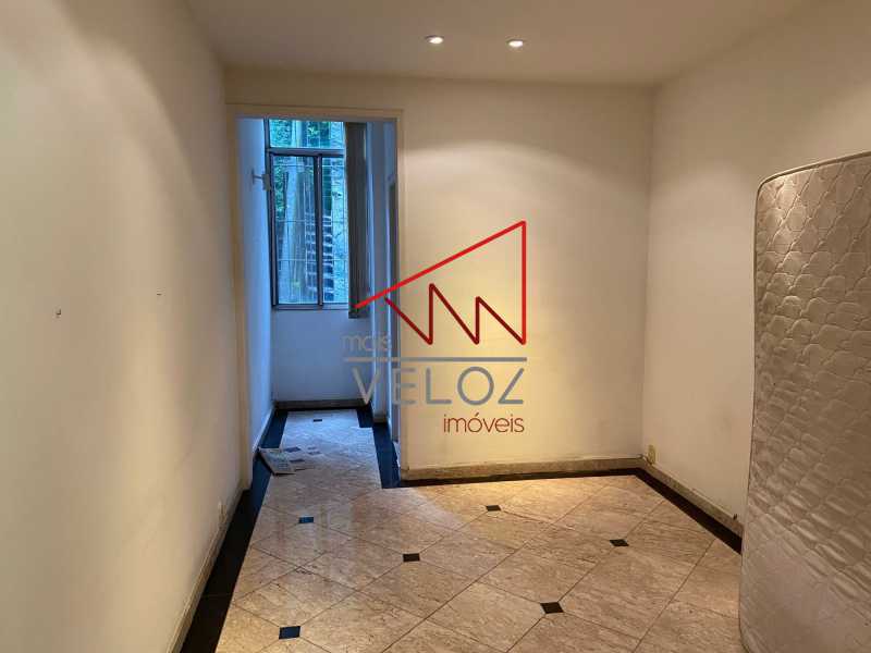 Apartamento à venda com 2 quartos, 77m² - Foto 17