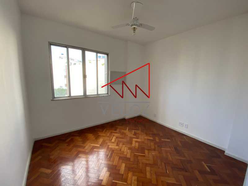 Apartamento à venda com 2 quartos, 77m² - Foto 1