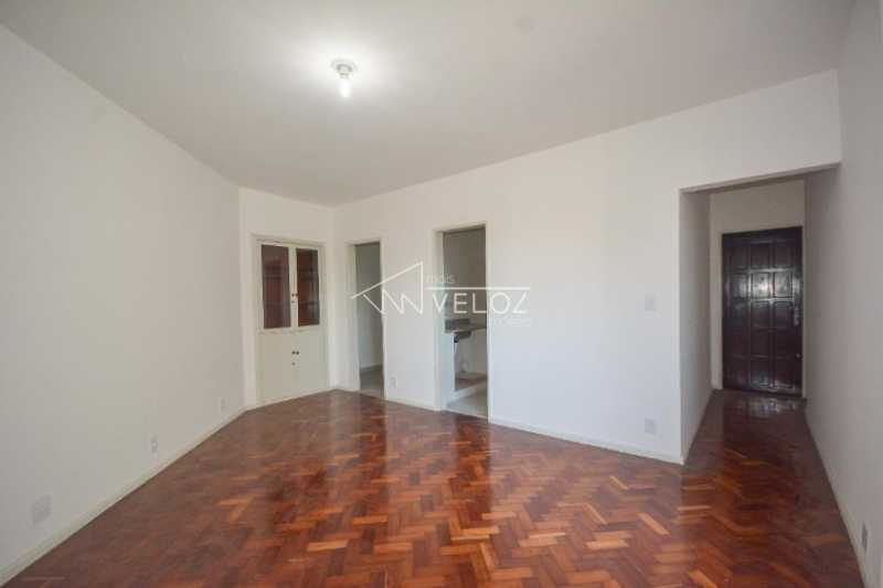 Apartamento à venda com 2 quartos, 77m² - Foto 6