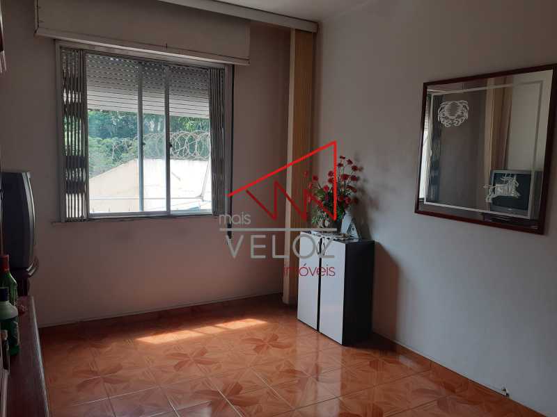 Apartamento à venda com 2 quartos, 84m² - Foto 2