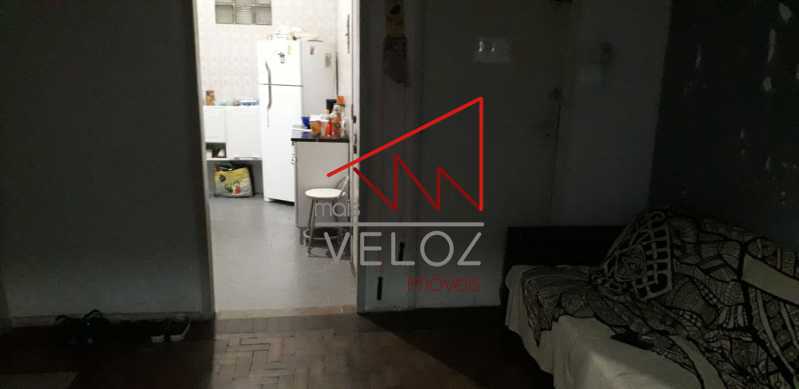 Apartamento à venda com 2 quartos, 75m² - Foto 3