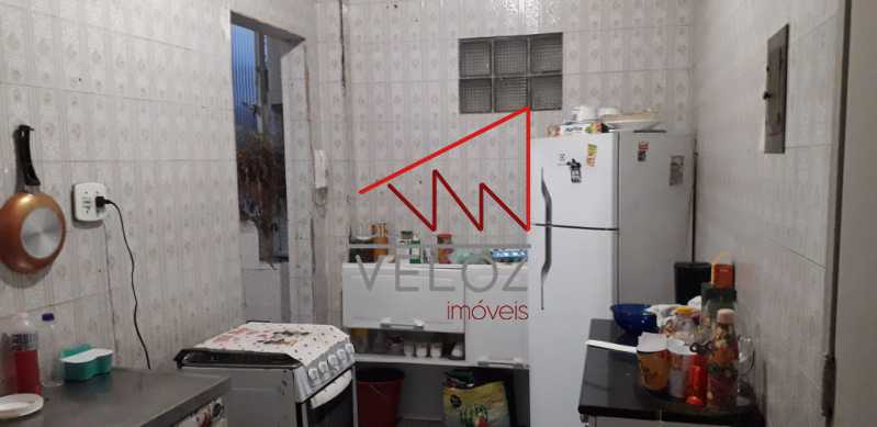 Apartamento à venda com 2 quartos, 75m² - Foto 11