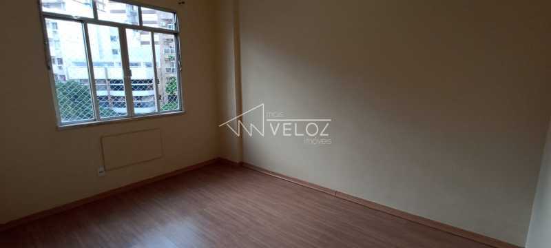 Apartamento à venda com 2 quartos, 64m² - Foto 7