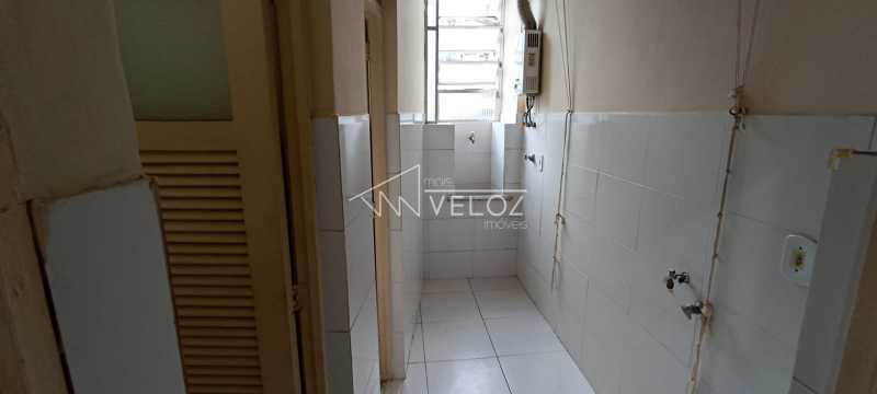 Apartamento à venda com 2 quartos, 64m² - Foto 20