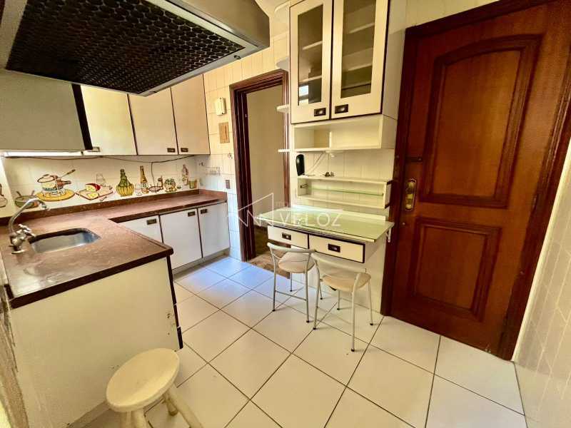 Apartamento à venda com 2 quartos, 85m² - Foto 14