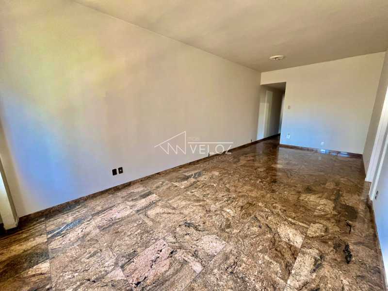 Apartamento à venda com 2 quartos, 85m² - Foto 2