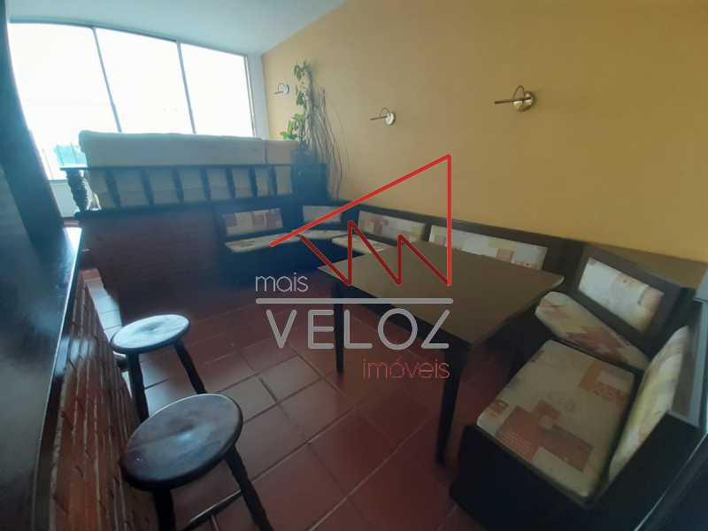 Apartamento à venda com 3 quartos, 97m² - Foto 3