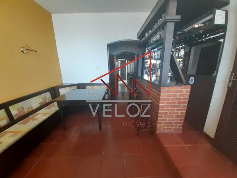 Apartamento à venda com 3 quartos, 97m² - Foto 5