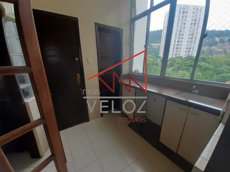 Apartamento à venda com 3 quartos, 97m² - Foto 23