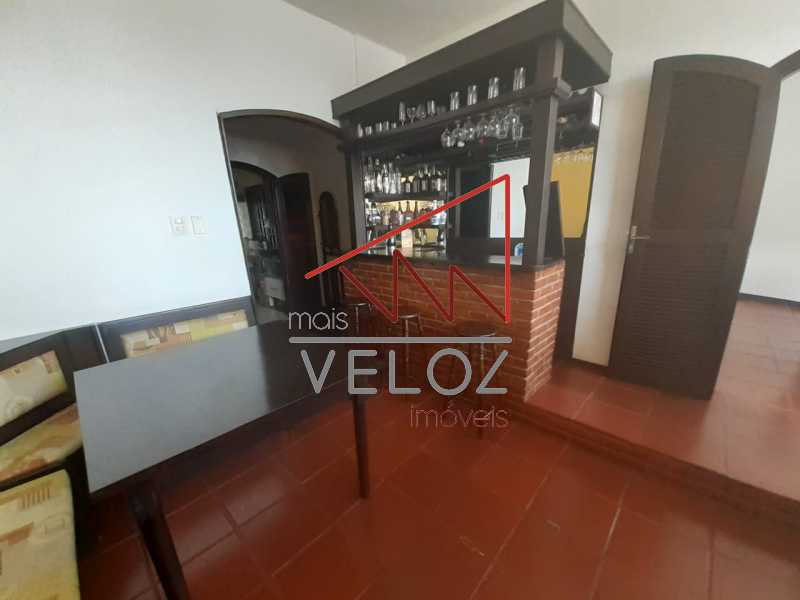 Apartamento à venda com 3 quartos, 97m² - Foto 7