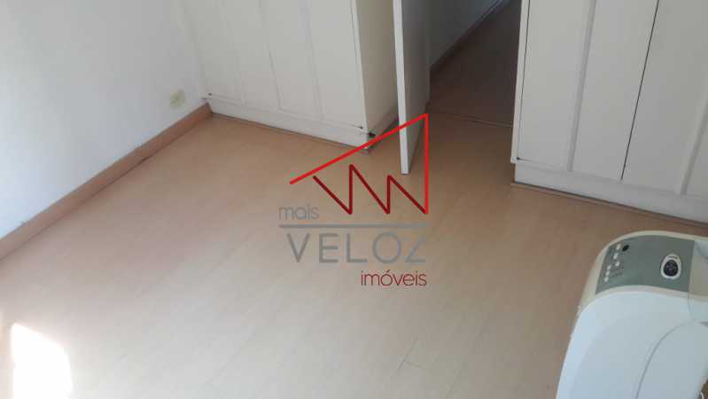 Apartamento à venda com 4 quartos, 146m² - Foto 19