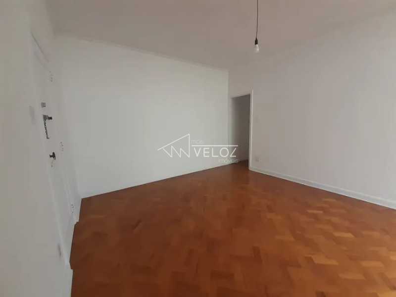 Apartamento à venda com 3 quartos, 107m² - Foto 10